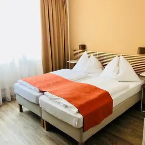 Bianca Apartahotel Viena